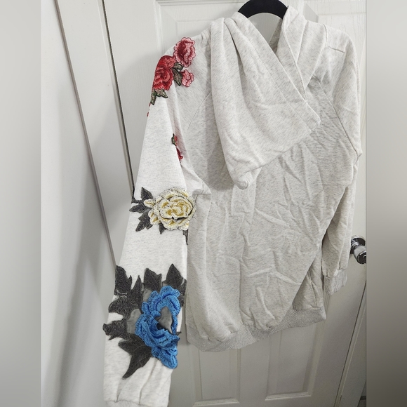 Fashion Nova Oversized Hoodie - Picture 3 of 4